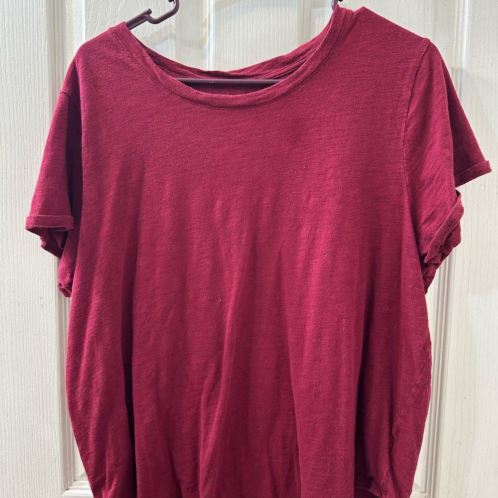 Old Navy Red Relaxed Short Sleeve Tee